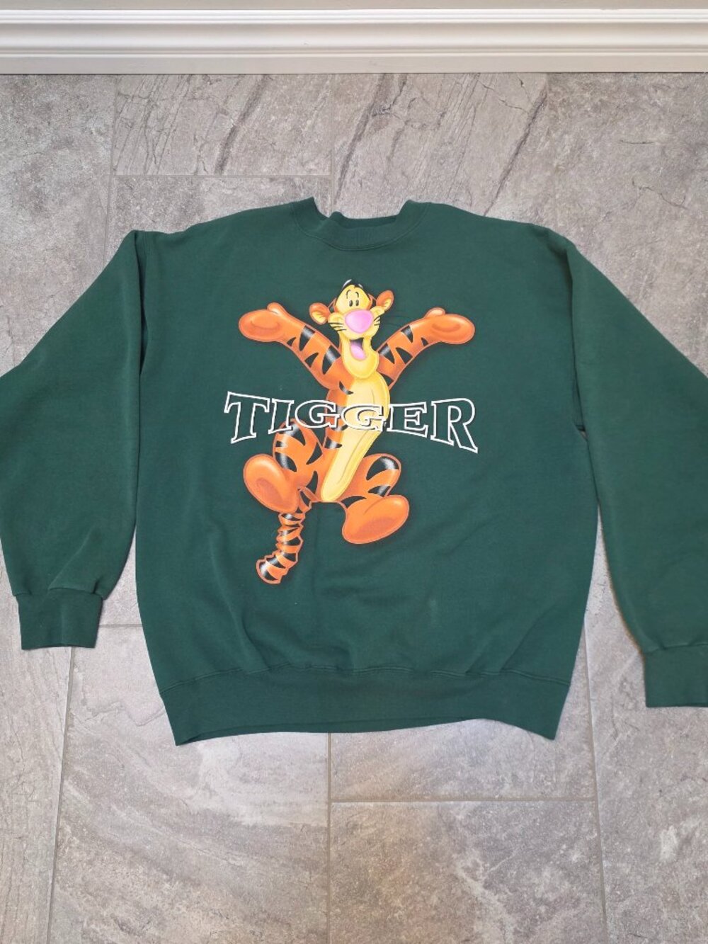 Vintage 90's Size Large Tigger Disney Winnie The Pooh Green Crewneck Sweatshirt